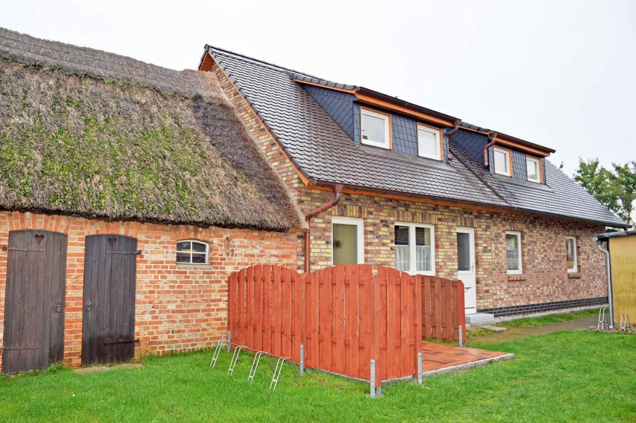 Ferienhaus Mit Terrasse Am Heideweg Baabe Eksteriør bilde